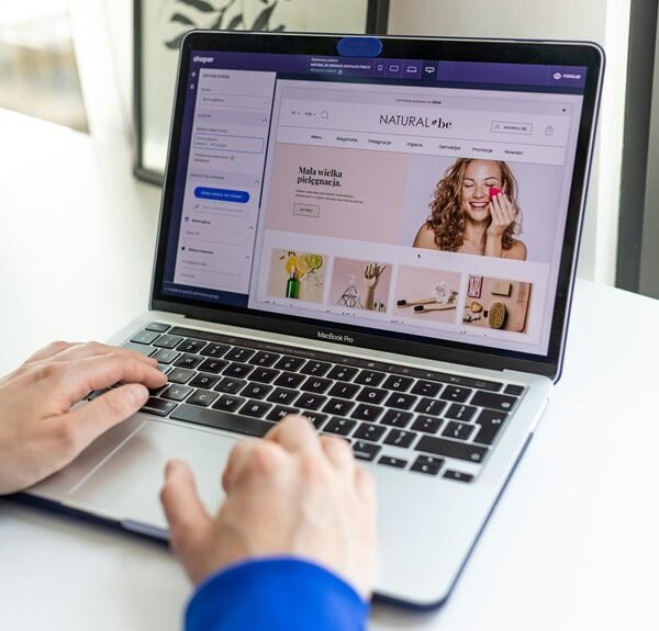 innovative online platform hub